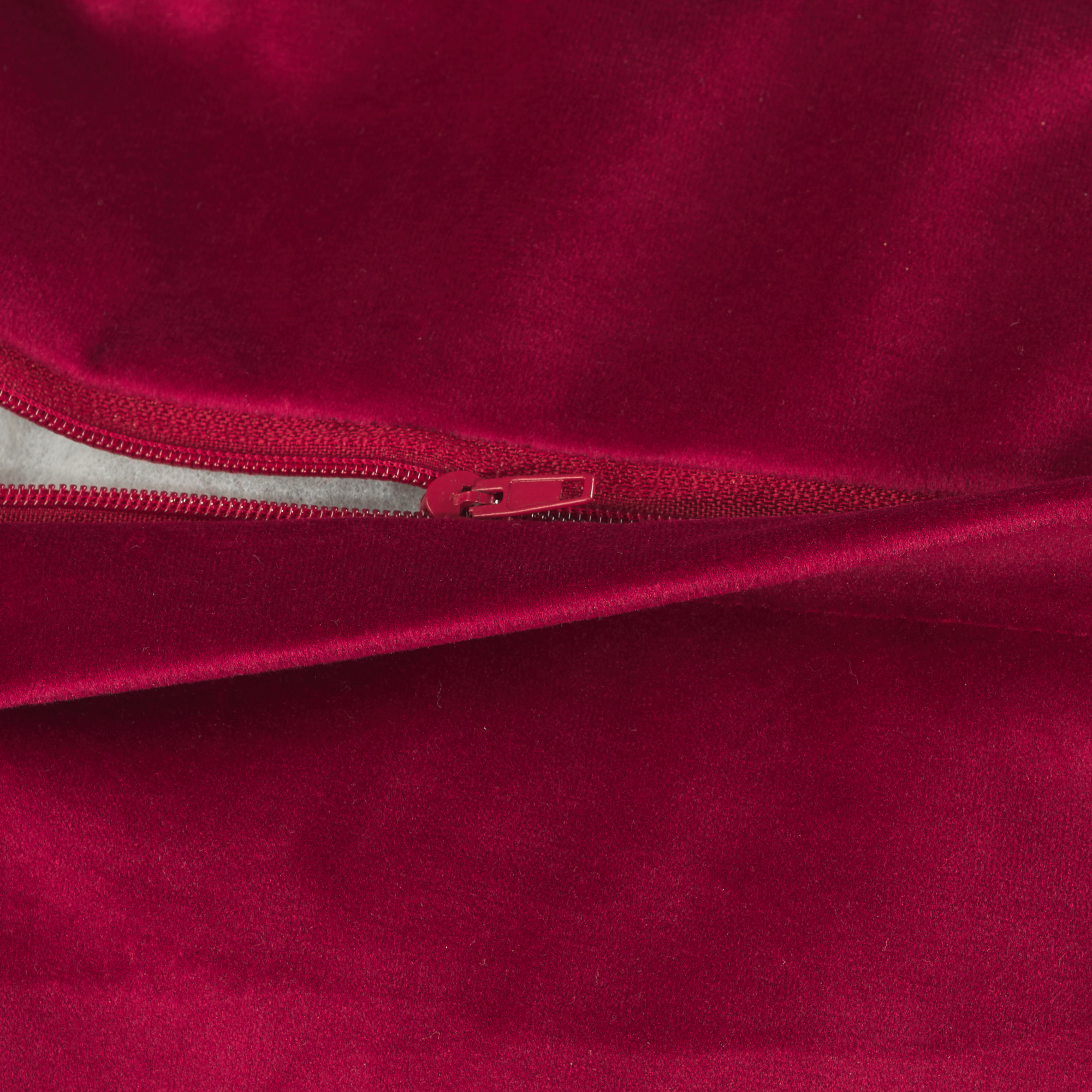 Velvet Bordeaux Furnishing Cushion bordeaux Via Roma 60