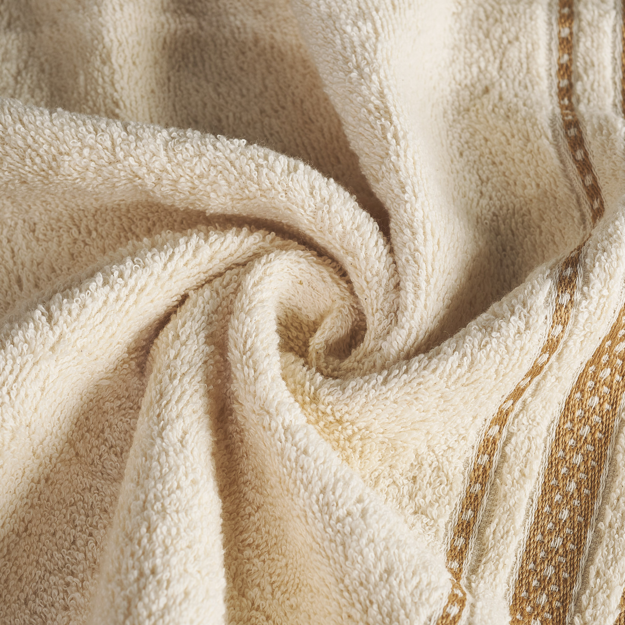 Set 1 + 1 Romantik-Stickschwamm beige Maè