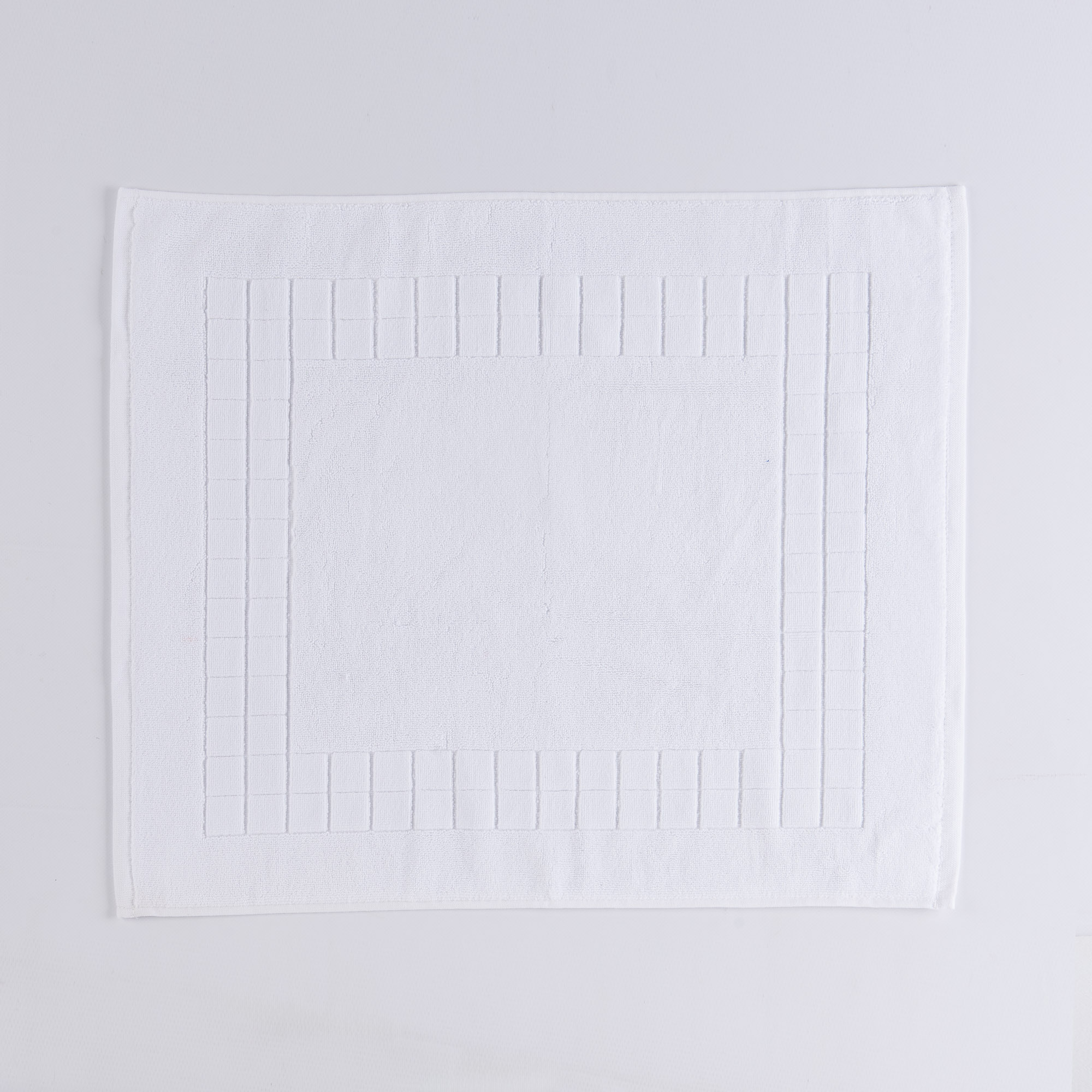 Bathroom Box Carpet bianco Via Roma 60