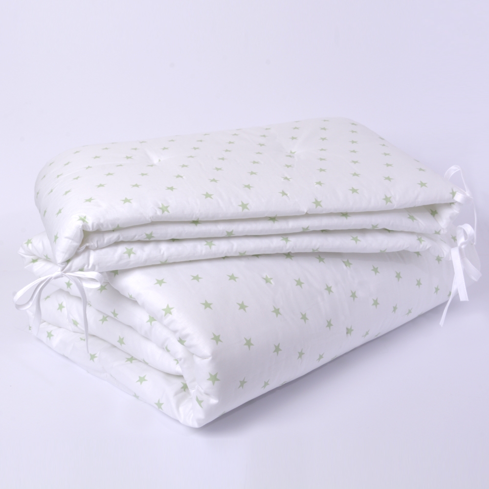 Green star feel baby quilt with bumper. verde Maè
