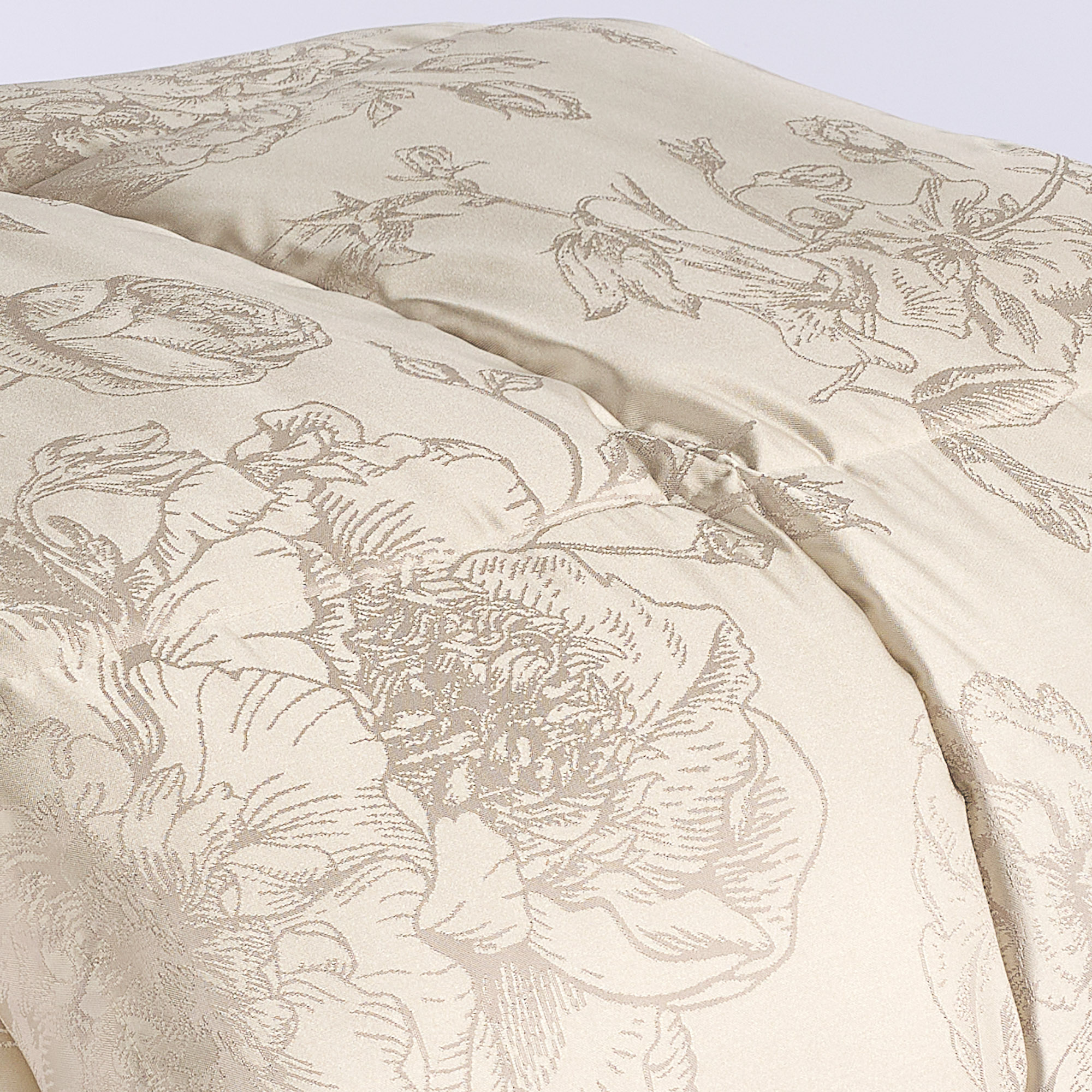 Morgana Feather Quilt beige Via Roma 60