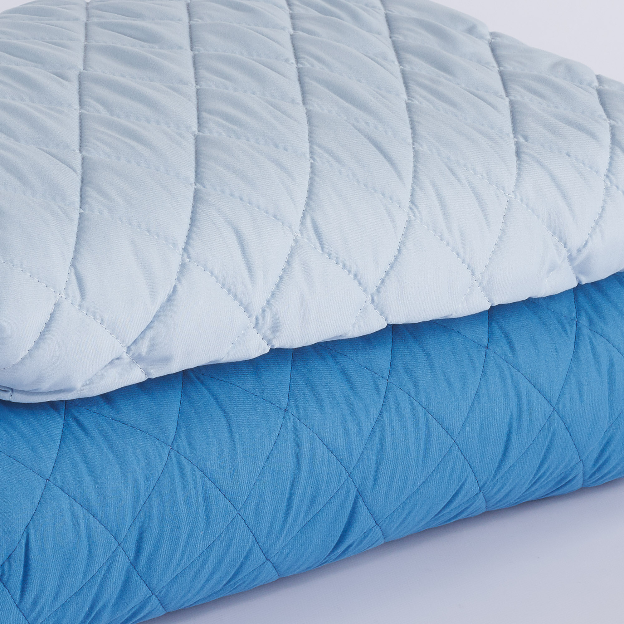 Trapuntino Quilt In Color PE25 azzurro Maè