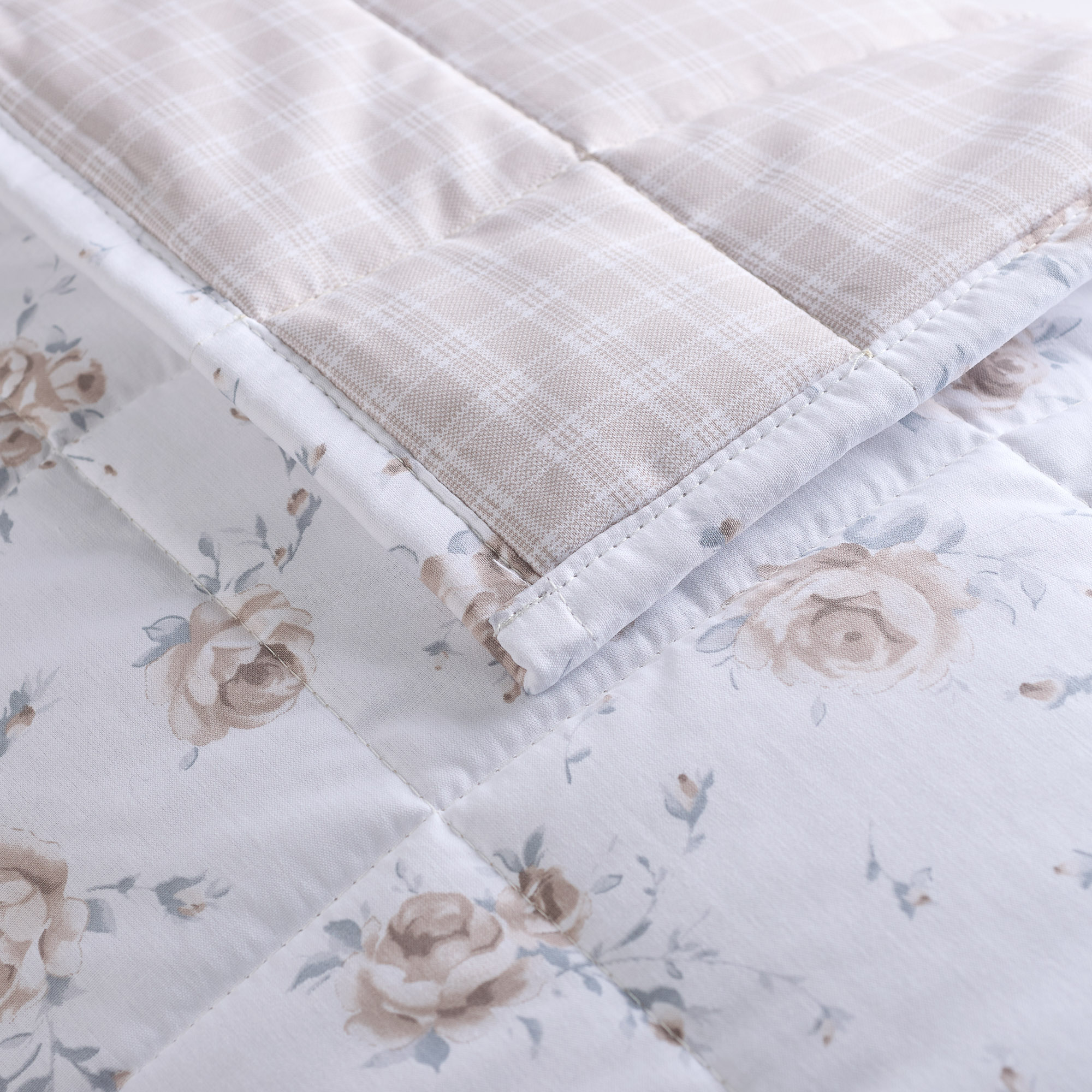 Стеганое одеяло Oxford Flower Small Square Beige beige Maè