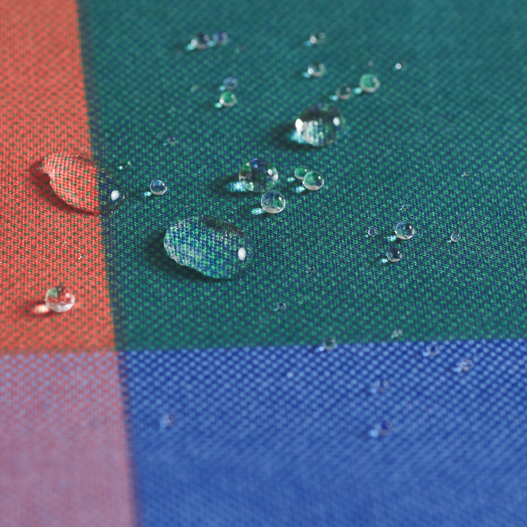 Charlize Microresin Stain Resistant Tablecloth multicolor Maè