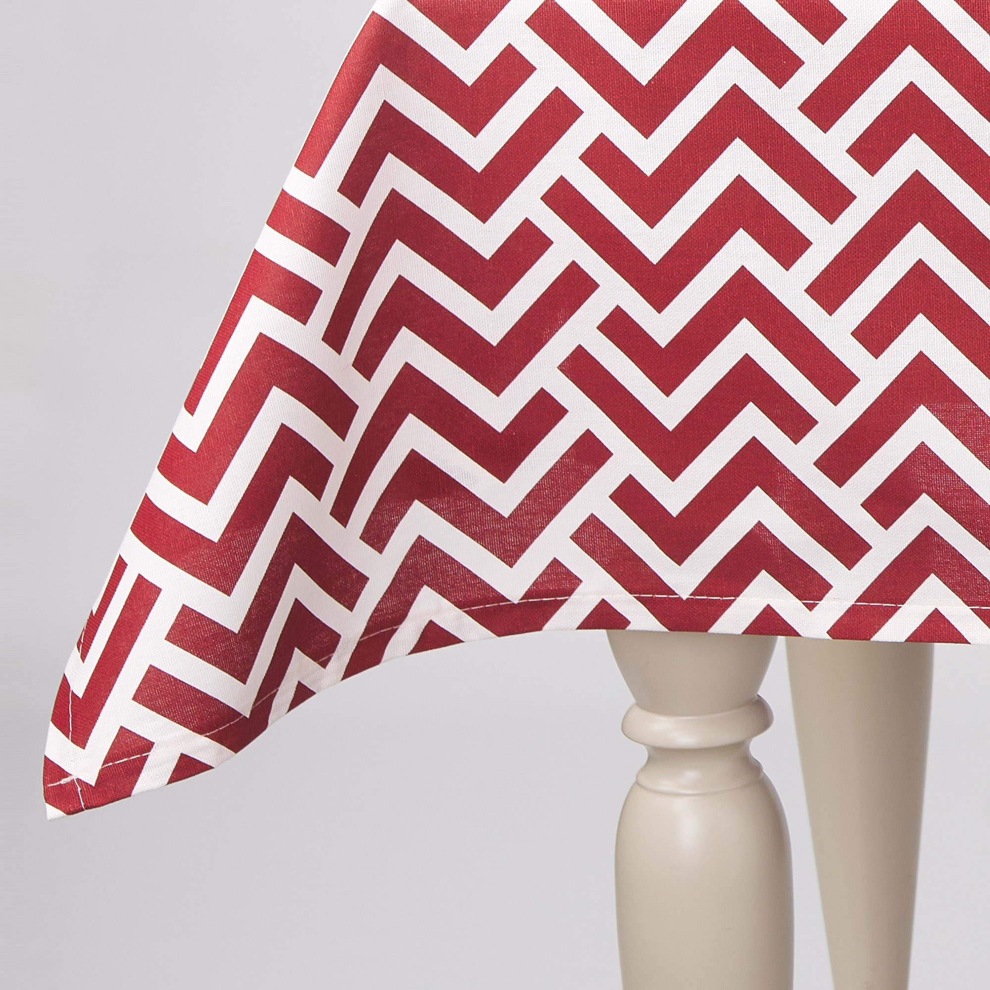 Claudia Tablecloth in Panama Zig Zag Red rosso Casa Giulia