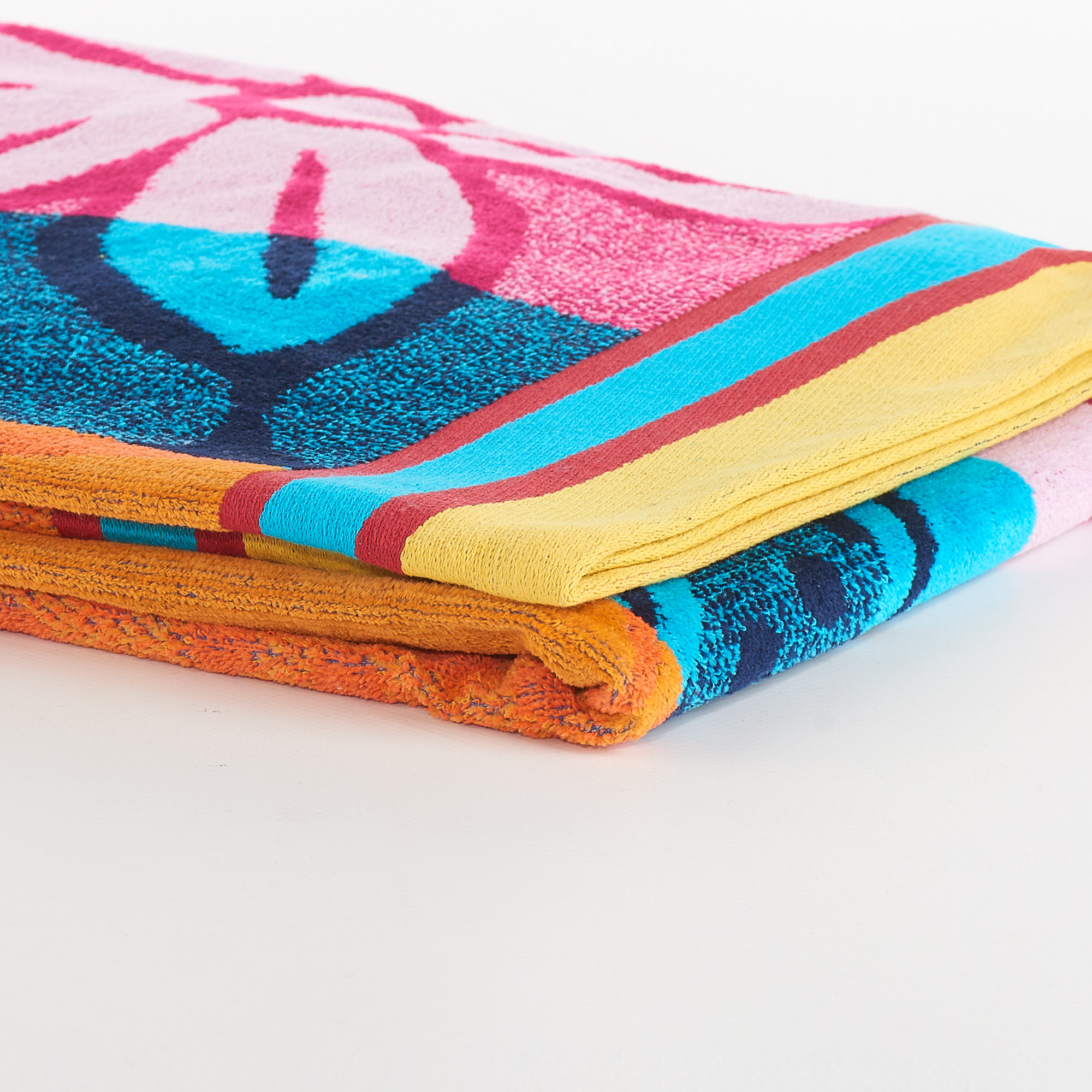 Пляжное полотенце из жаккарда Shell multicolor Maè