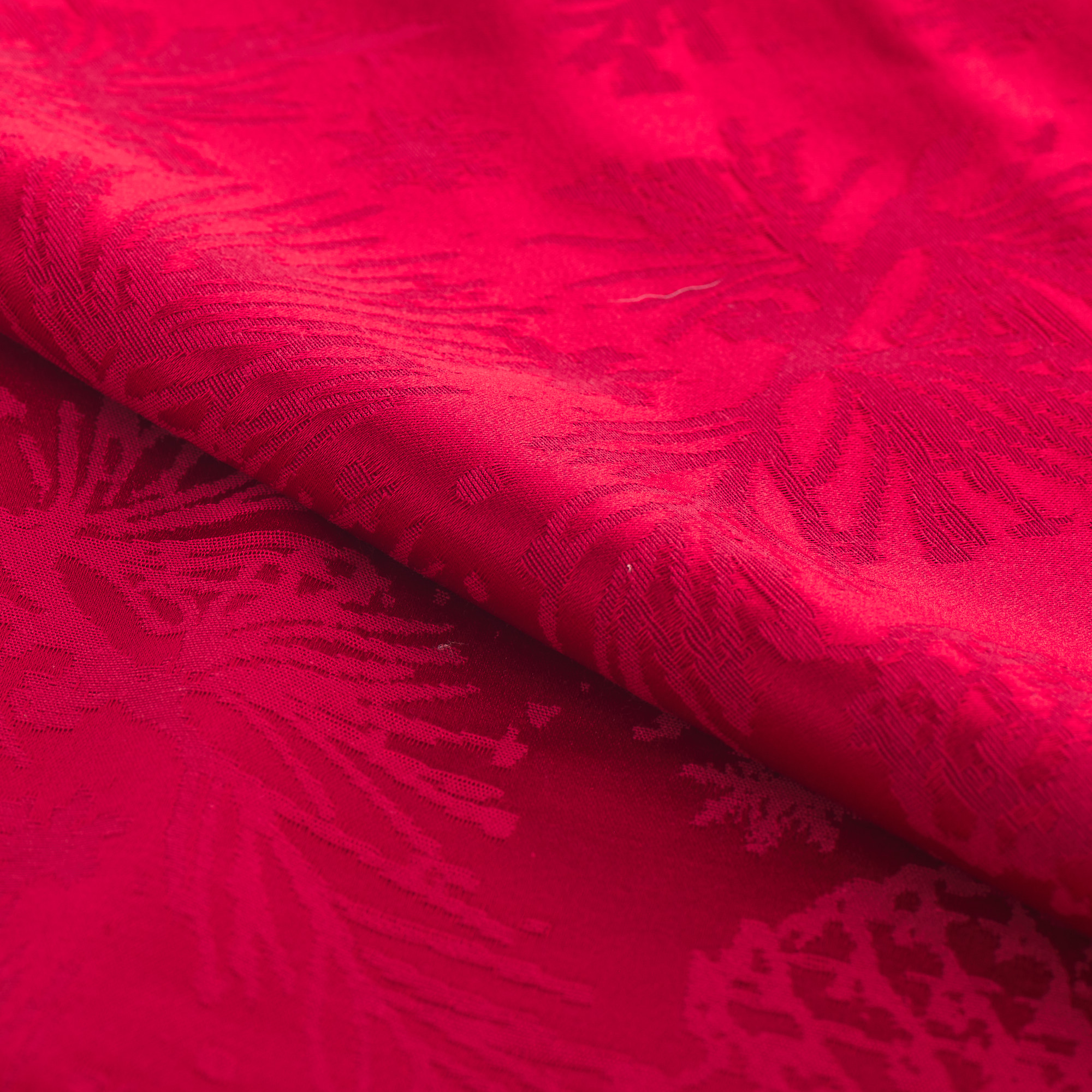Nadin Jacquard Christmas Anti Stain Tablecloth rosso Maè