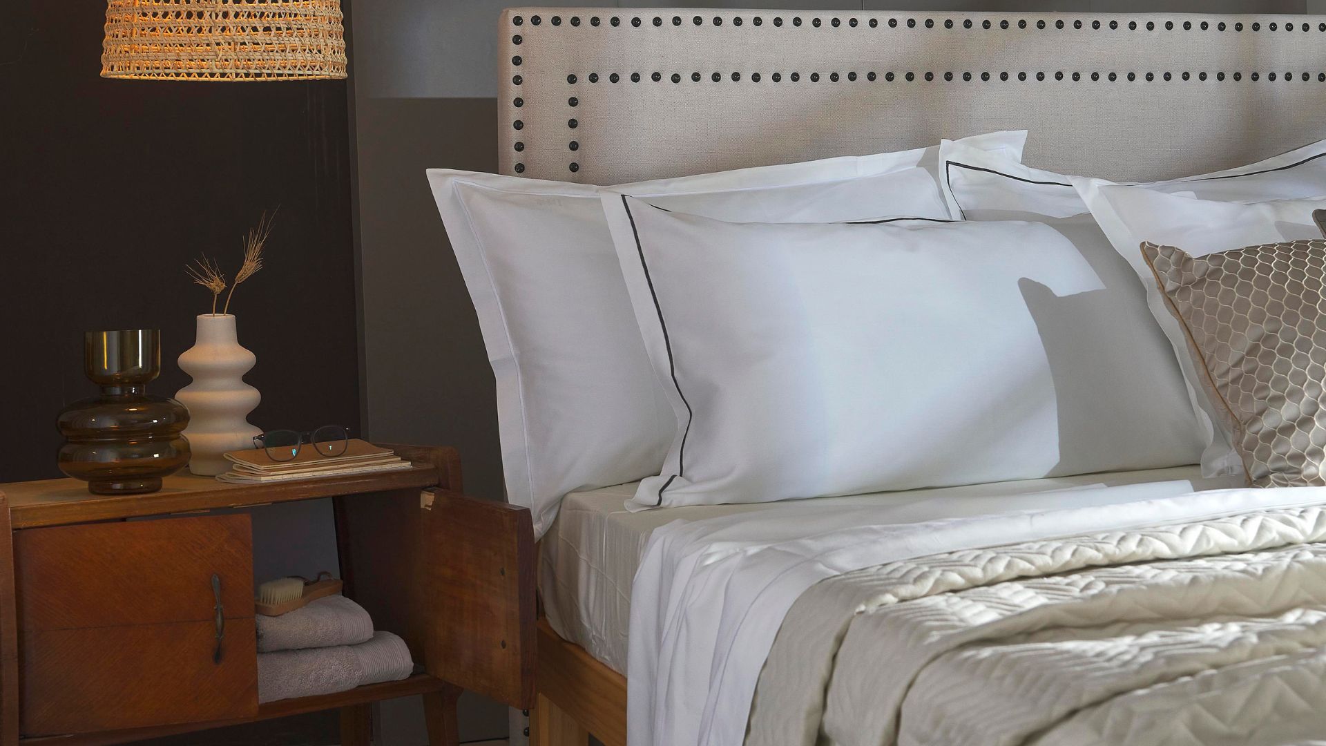 Reading corner: fabrics and decorating tips